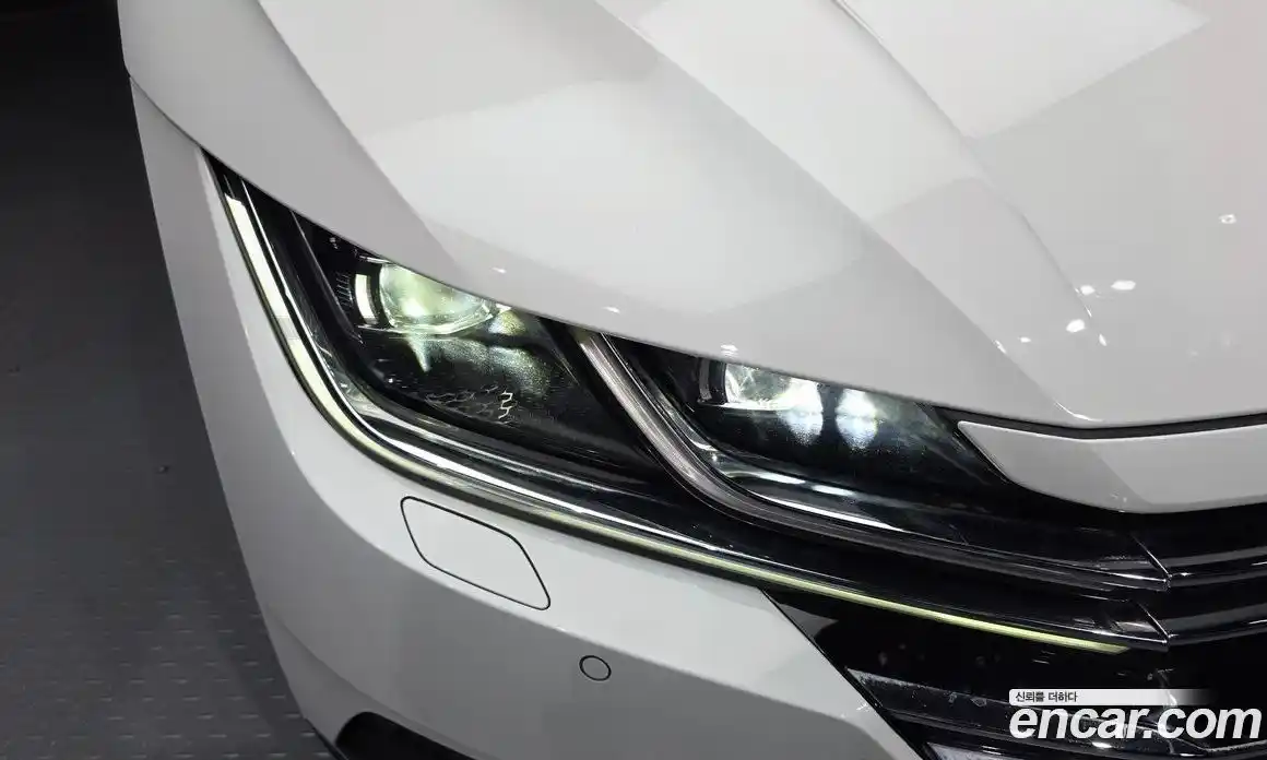 Volkswagen Arteon 2020 2.0 автомат (гидро), фото 8
