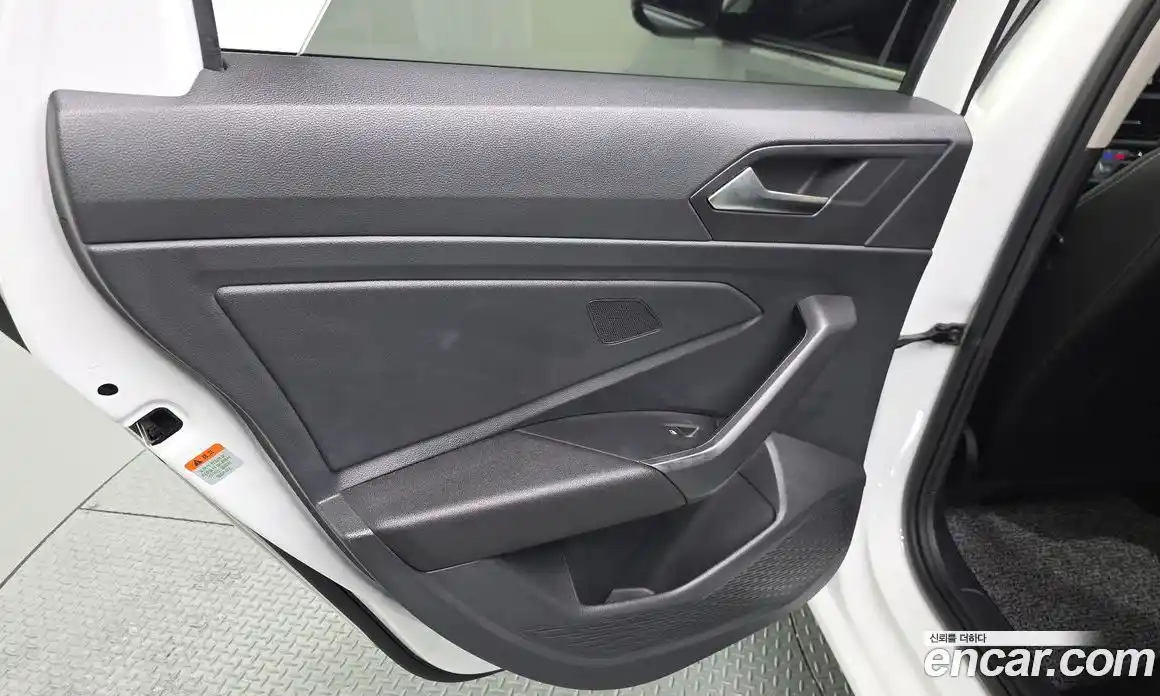 Volkswagen Jetta 2022 1.5 автомат (гидро), фото 15