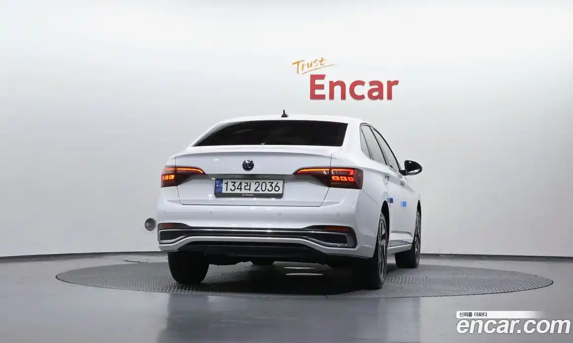 Volkswagen Jetta 2022 1.5 автомат (гидро), фото 4