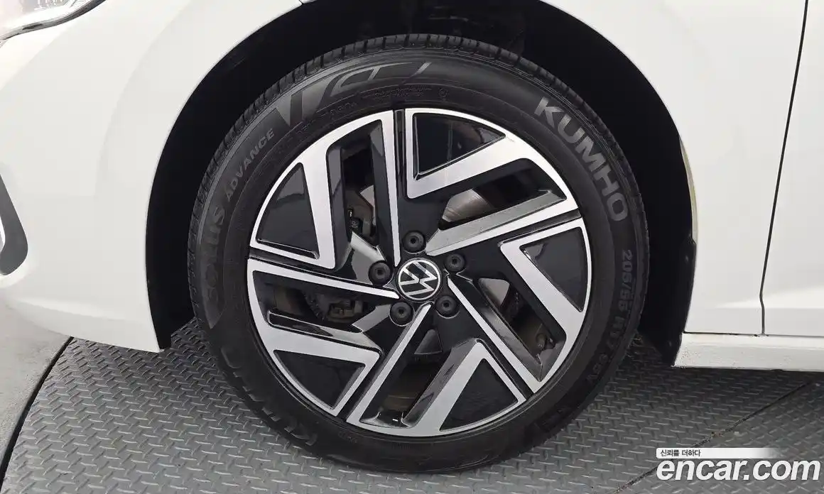 Volkswagen Jetta 2022 1.5 автомат (гидро), фото 5