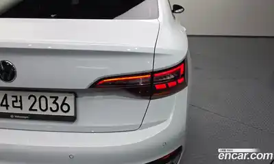 Volkswagen Jetta 2022 1.5 автомат (гидро), миниатюра 9