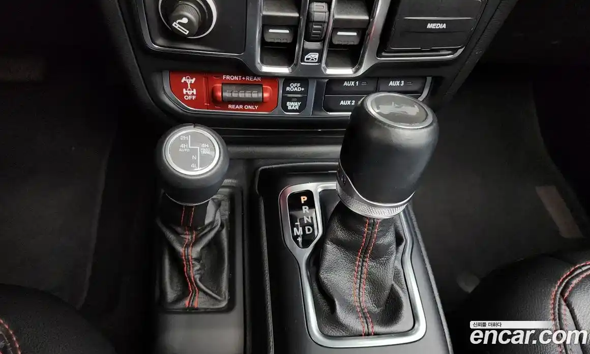 Jeep Wrangler 2021 2.0 автомат (гидро), фото 9