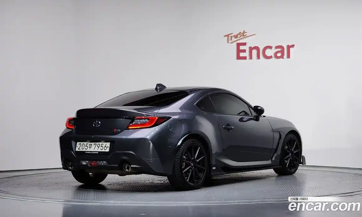 Toyota 86 2023 2.4 механика, фото 2 Toyota 86 2023 2.4 механика, фото 2