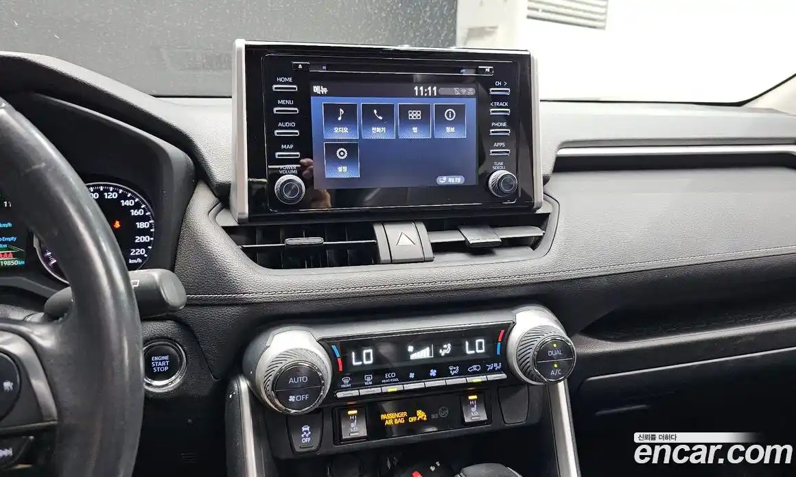 Toyota RAV4 2019 2.5 автомат (гидро), фото 19 Toyota RAV4 2019 2.5 автомат (гидро), фото 19