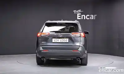 Toyota RAV4 2019 2.5 автомат (гидро), миниатюра 4 Toyota RAV4 2019 2.5 автомат (гидро), миниатюра 4