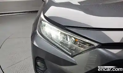 Toyota RAV4 2019 2.5 автомат (гидро), миниатюра 8 Toyota RAV4 2019 2.5 автомат (гидро), миниатюра 8