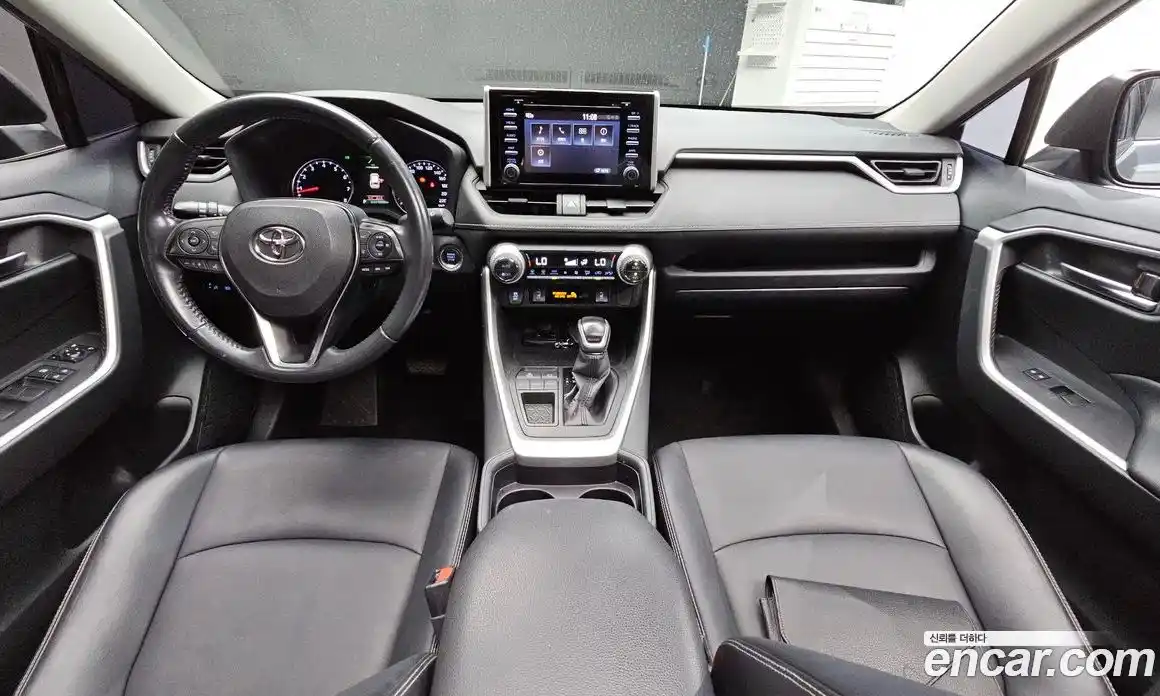 Toyota RAV4 2019 2.5 автомат (гидро), фото 10 Toyota RAV4 2019 2.5 автомат (гидро), фото 10