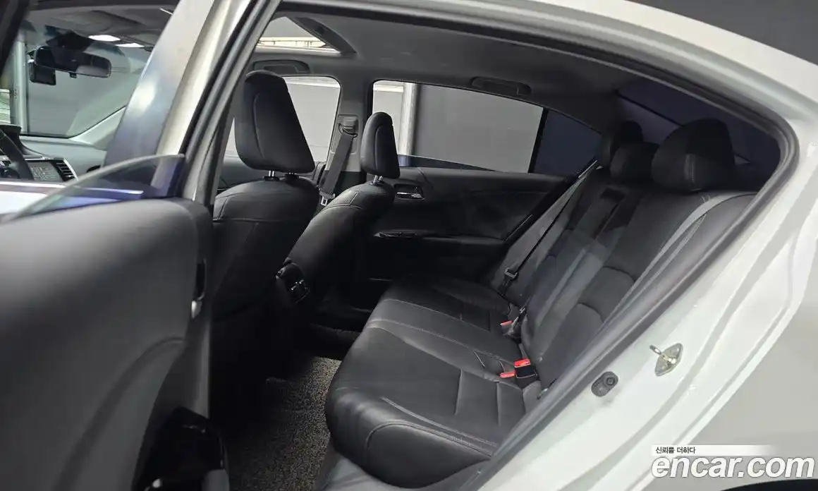 Honda Accord 2017 2.4 автомат (гидро), фото 18