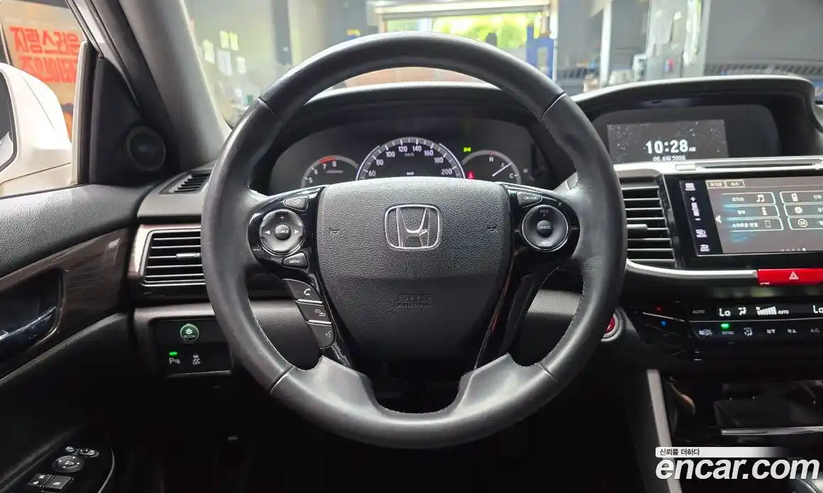 Honda Accord 2017 2.4 автомат (гидро), фото 19