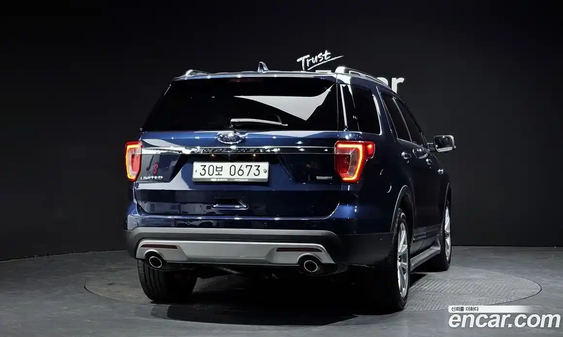 Ford Explorer 2016 2.3 автомат (гидро), фото 4
