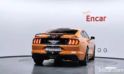 Ford Mustang 2020 2.3 автомат (гидро), миниатюра 4