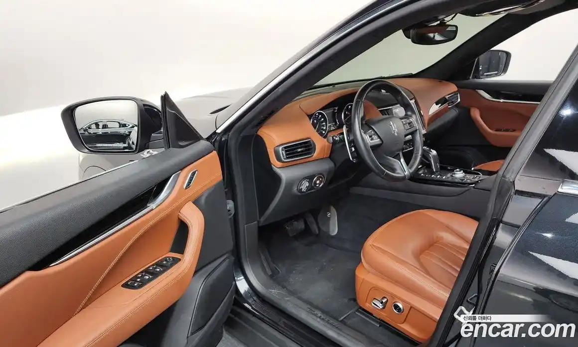 Maserati Levante 2022 2.0 автомат (гидро), фото 13 Maserati Levante 2022 2.0 автомат (гидро), фото 13