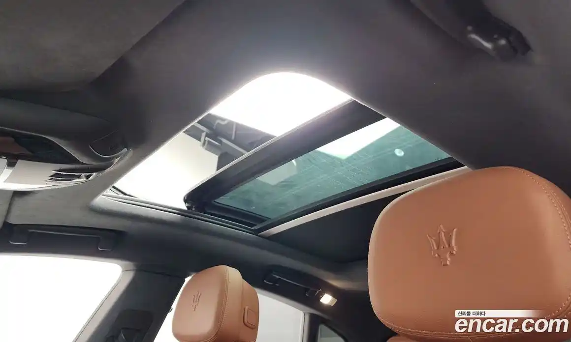 Maserati Levante 2022 2.0 автомат (гидро), фото 24 Maserati Levante 2022 2.0 автомат (гидро), фото 24