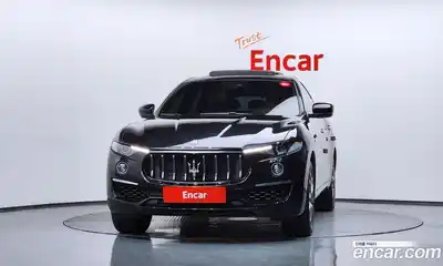 Maserati Levante 2022 2.0 автомат (гидро), миниатюра 3 Maserati Levante 2022 2.0 автомат (гидро), миниатюра 3