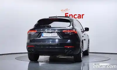 Maserati Levante 2022 2.0 автомат (гидро), миниатюра 4 Maserati Levante 2022 2.0 автомат (гидро), миниатюра 4