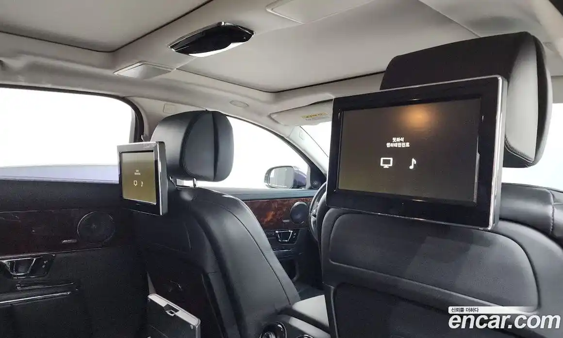Jaguar XJ 2014 3.0 автомат (гидро), фото 15 Jaguar XJ 2014 3.0 автомат (гидро), фото 15