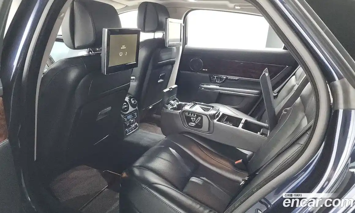 Jaguar XJ 2014 3.0 автомат (гидро), фото 19 Jaguar XJ 2014 3.0 автомат (гидро), фото 19