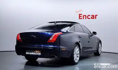 Jaguar XJ 2014 3.0 автомат (гидро), миниатюра 2 Jaguar XJ 2014 3.0 автомат (гидро), миниатюра 2