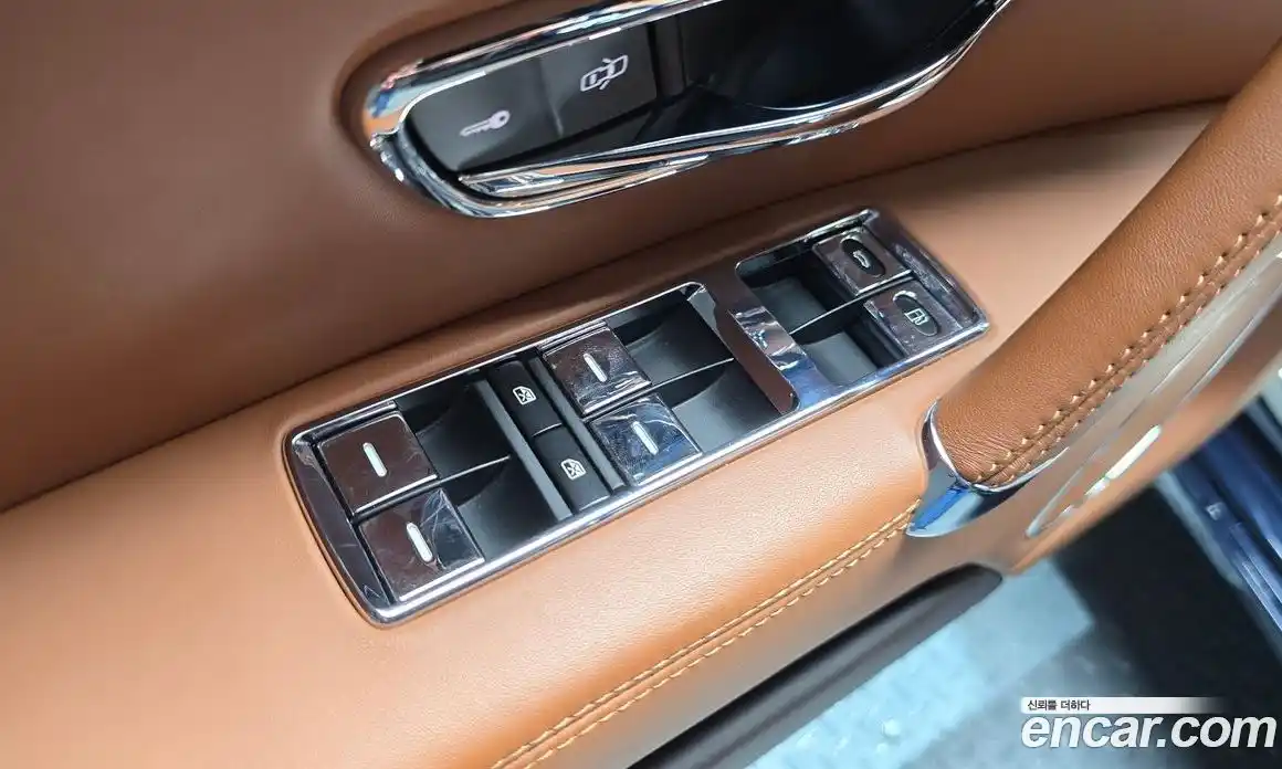 Bentley Flying Spur 2017 4.0 автомат (гидро), фото 19 Bentley Flying Spur 2017 4.0 автомат (гидро), фото 19