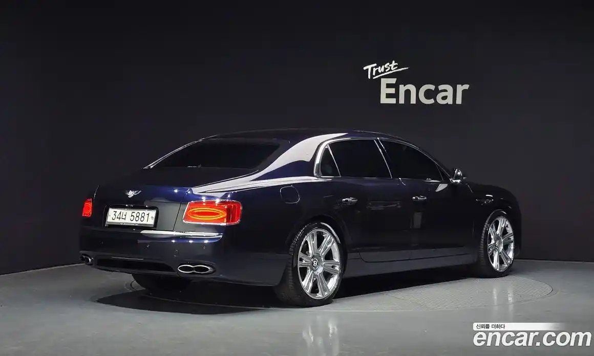 Bentley Flying Spur 2017 4.0 автомат (гидро), фото 2 Bentley Flying Spur 2017 4.0 автомат (гидро), фото 2