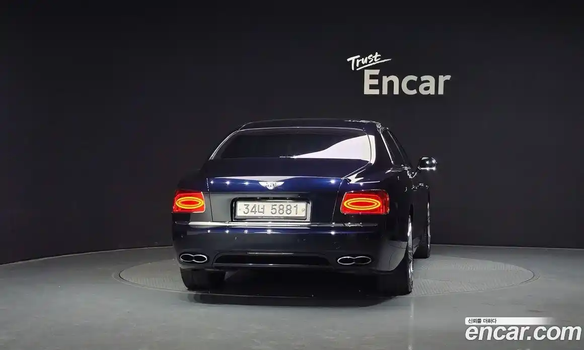 Bentley Flying Spur 2017 4.0 автомат (гидро), фото 4 Bentley Flying Spur 2017 4.0 автомат (гидро), фото 4