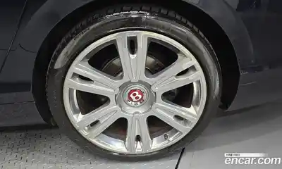 Bentley Flying Spur 2017 4.0 автомат (гидро), миниатюра 7 Bentley Flying Spur 2017 4.0 автомат (гидро), миниатюра 7