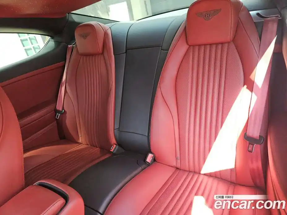 Bentley Continental 2016 4.0 автомат (гидро), фото 12 Bentley Continental 2016 4.0 автомат (гидро), фото 12