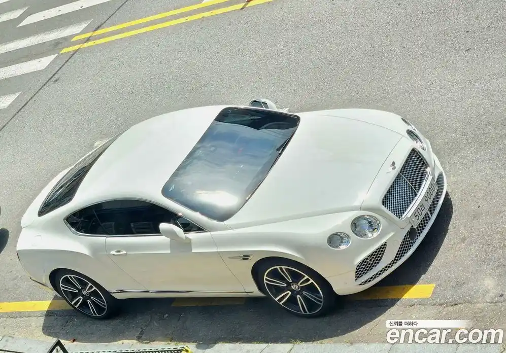 Bentley Continental 2016 4.0 автомат (гидро), фото 4 Bentley Continental 2016 4.0 автомат (гидро), фото 4