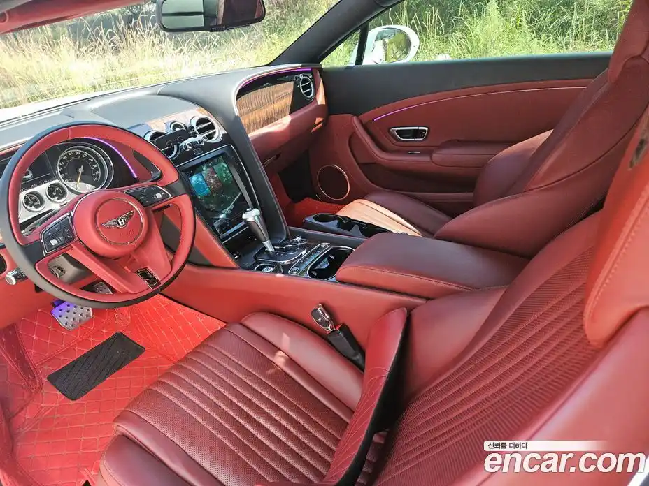 Bentley Continental 2016 4.0 автомат (гидро), фото 7 Bentley Continental 2016 4.0 автомат (гидро), фото 7