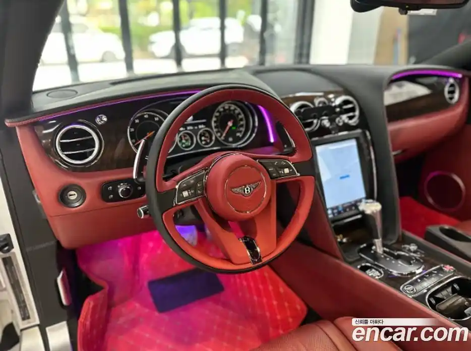 Bentley Continental 2016 4.0 автомат (гидро), фото 9 Bentley Continental 2016 4.0 автомат (гидро), фото 9