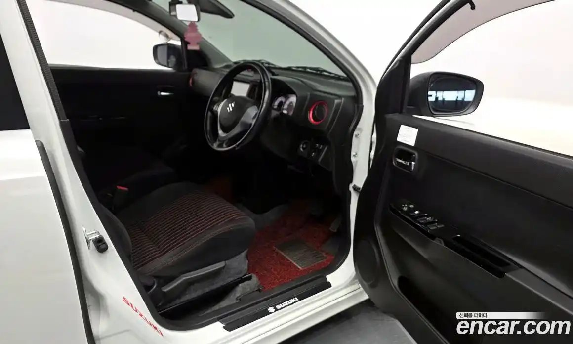 Suzuki Alto 2015 0.7 автомат (гидро), фото 10