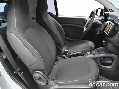 Smart Fortwo 2015 1.0 автомат (гидро), миниатюра 10 Smart Fortwo 2015 1.0 автомат (гидро), миниатюра 10