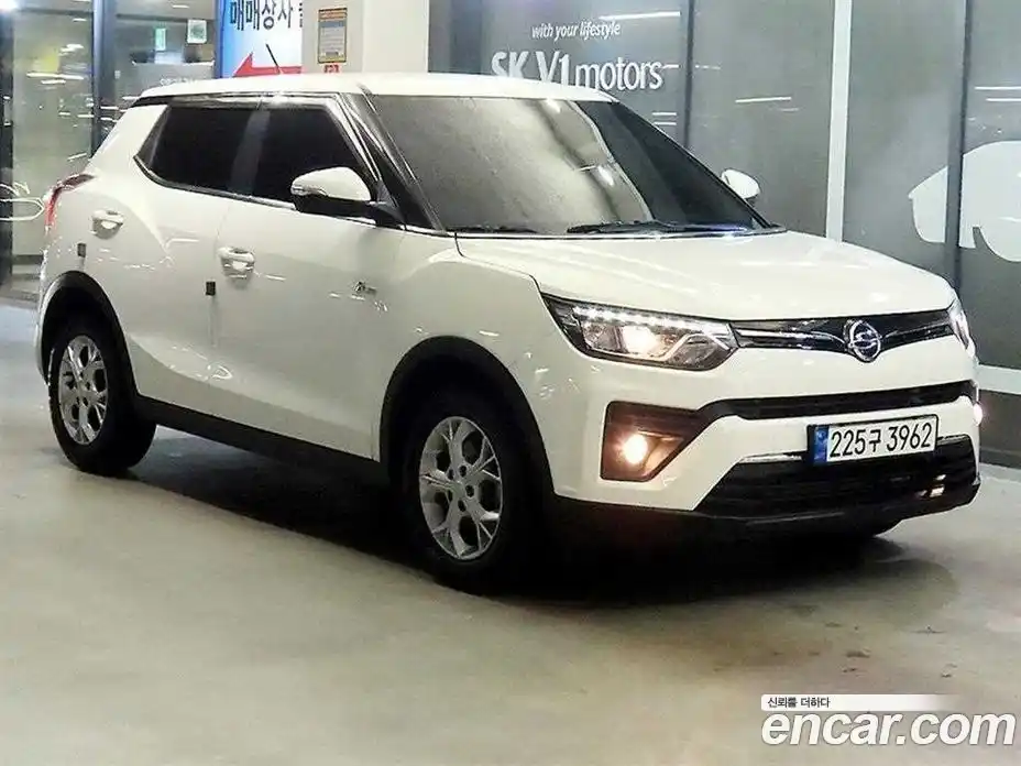 SsangYong TIBOLI 2023 1.5 автомат (гидро), фото 1
