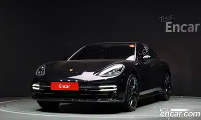 Porsche Panamera, 2023, 25 477 км