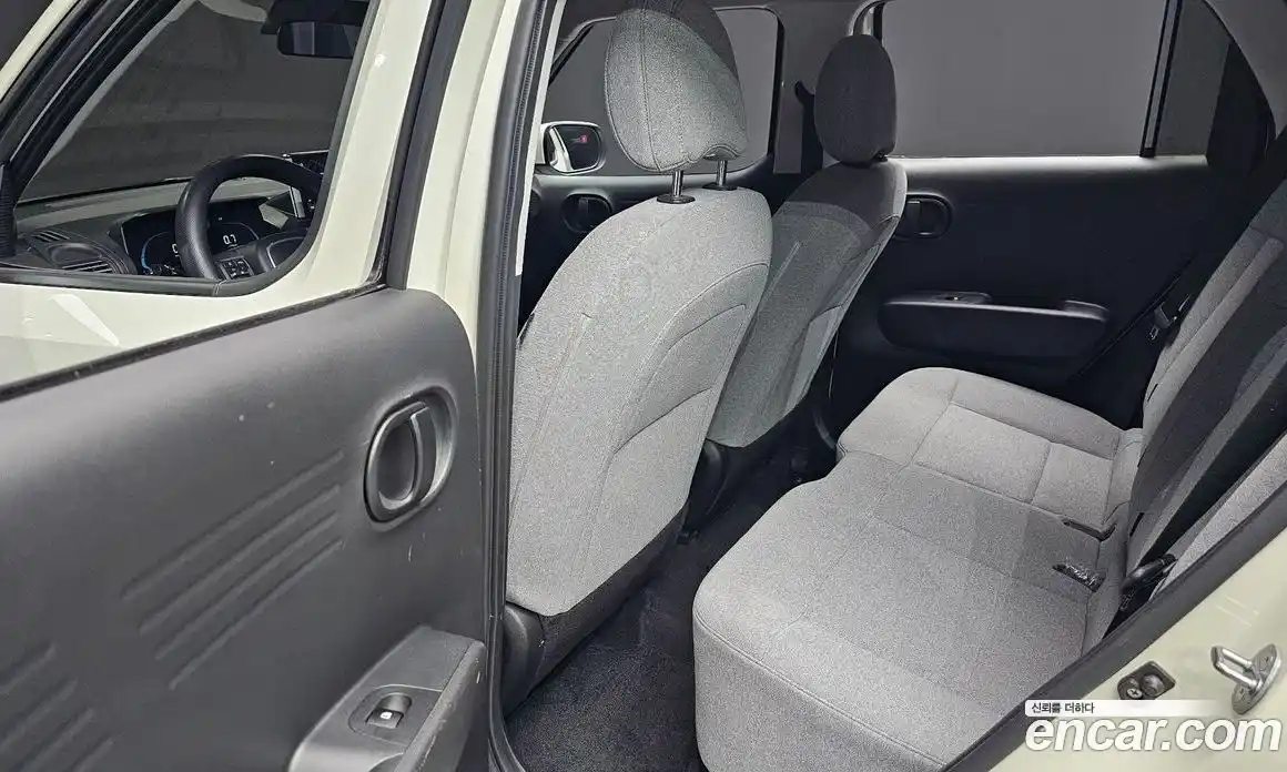 Hyundai Casper 2023 1.0 автомат (гидро), фото 17