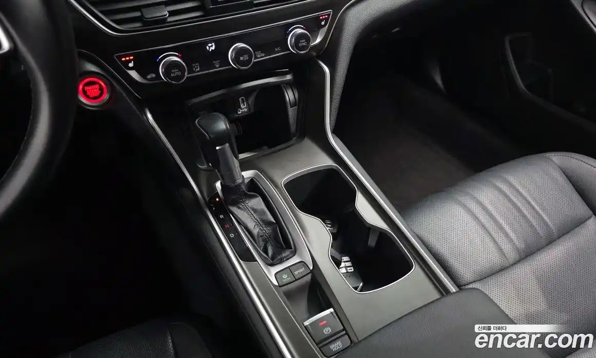 Honda Accord 2019 1.5 автомат (гидро), фото 9