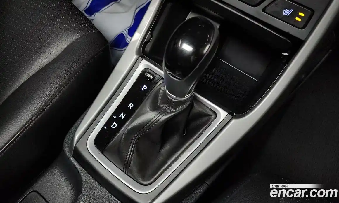 Hyundai Avante 2013 1.6 автомат (гидро), фото 9