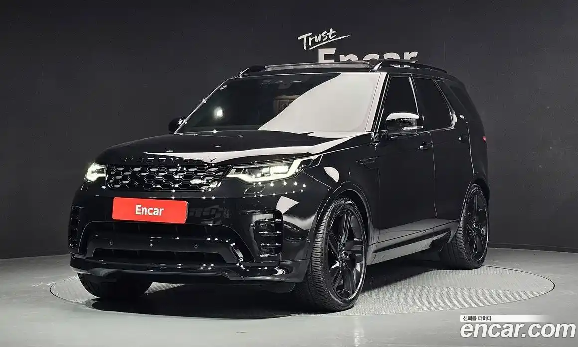 Land Rover Discovery 2024 3.0 автомат (гидро), фото 1