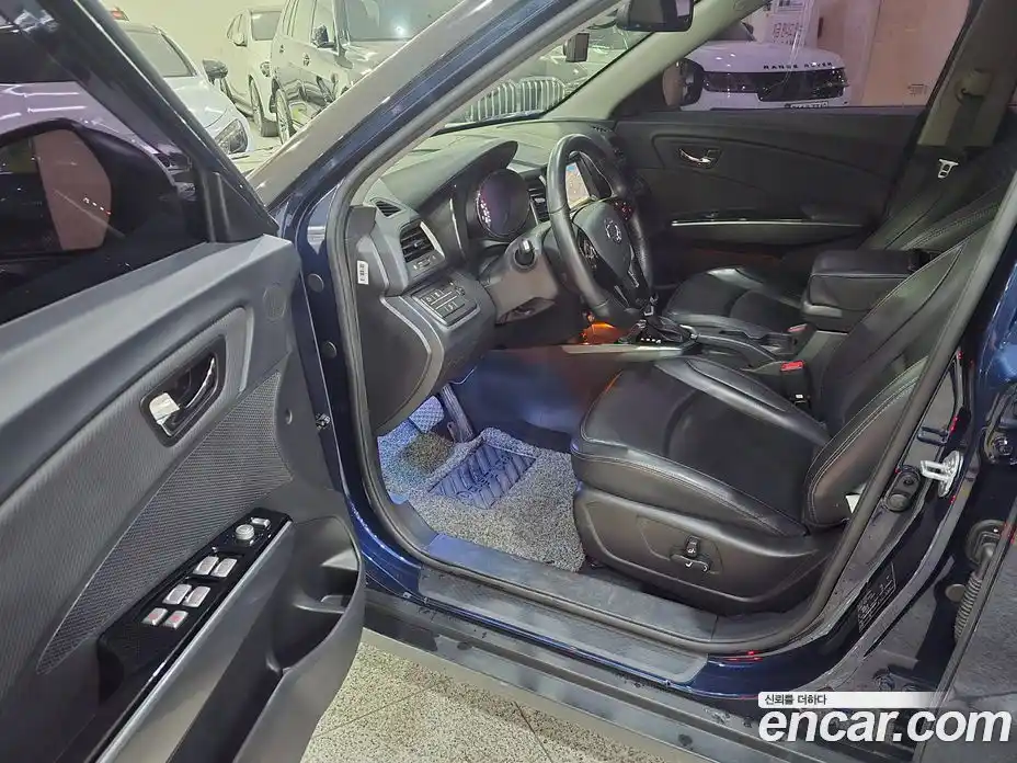 SsangYong TIBOLI 2018 1.6 автомат (гидро), фото 6