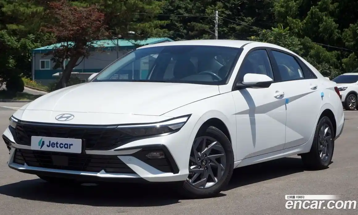 Hyundai Avante 2026 1.6 автомат (гидро), фото 2