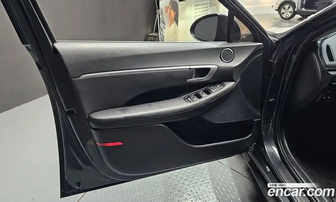 Hyundai Sonata 2022 2.0 автомат (гидро), фото 14