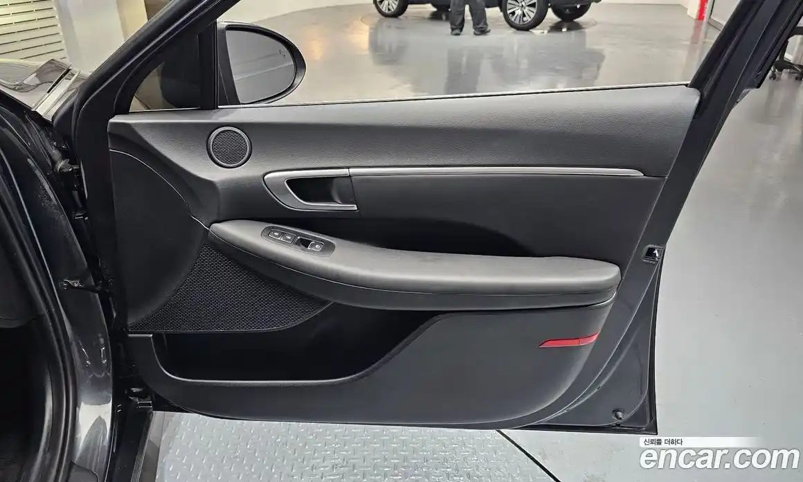 Hyundai Sonata 2022 2.0 автомат (гидро), фото 15