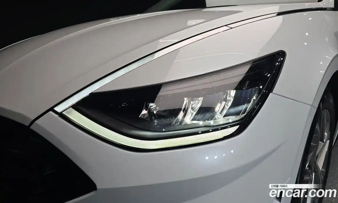 Hyundai Sonata 2021 2.0 автомат (гидро), фото 8