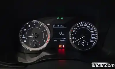 Hyundai Venue 2019 1.6 автомат (гидро), миниатюра 11