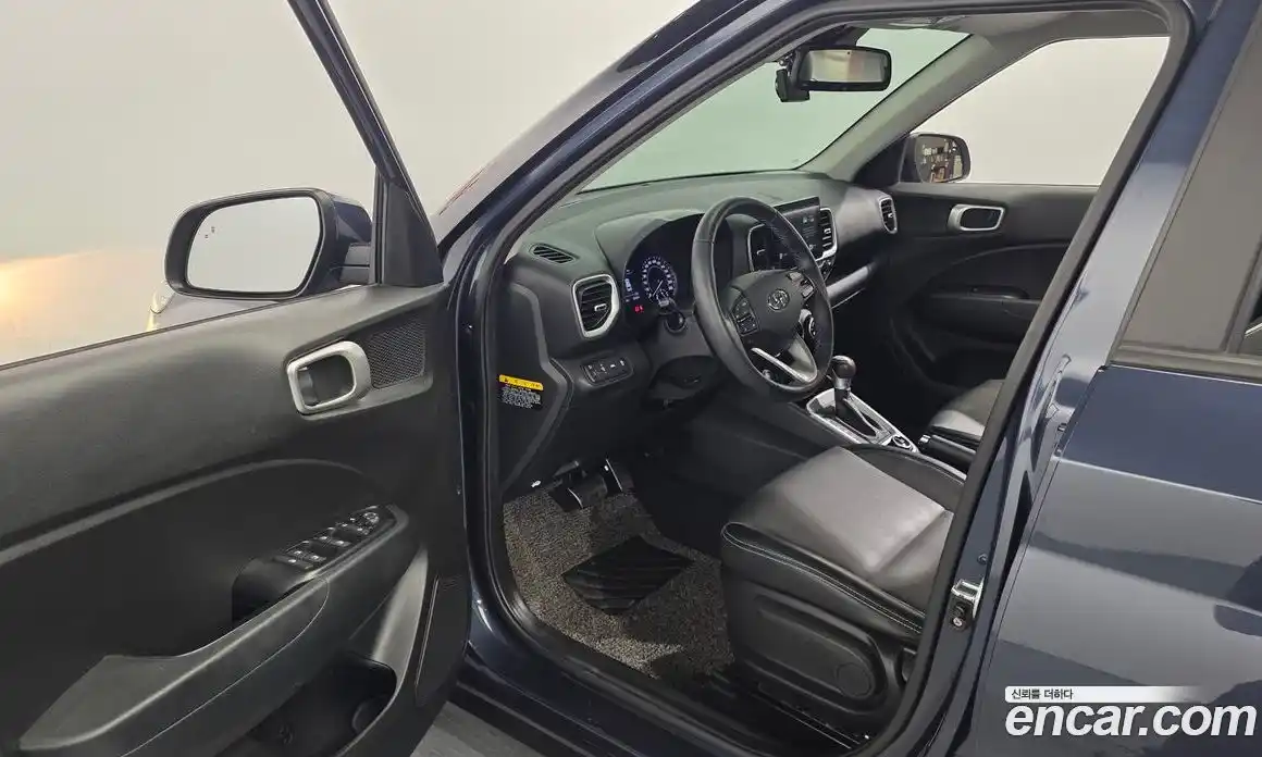 Hyundai Venue 2019 1.6 автомат (гидро), фото 13