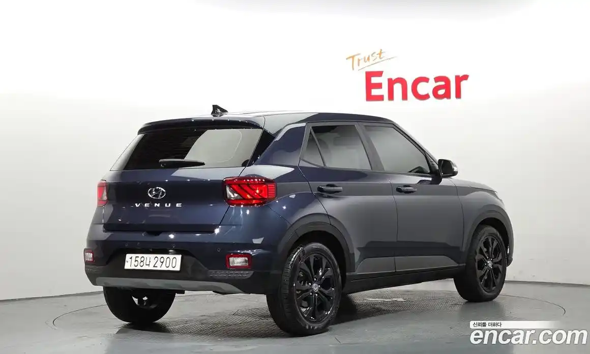 Hyundai Venue 2019 1.6 автомат (гидро), фото 2