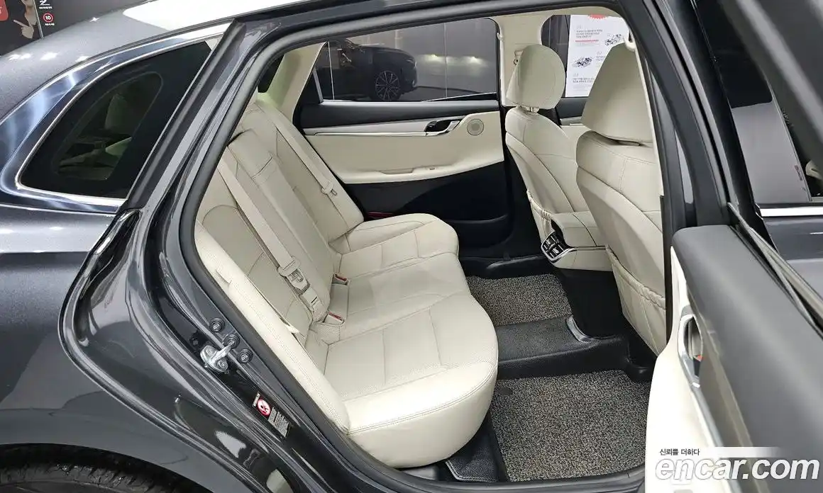 Hyundai Grandeur 2022 2.5 автомат (гидро), фото 16