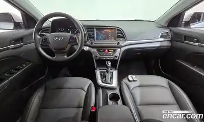 Hyundai Avante 2018 1.6 автомат (гидро), миниатюра 10
