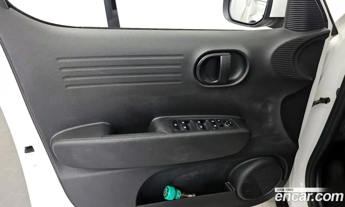 Hyundai Casper 2023 1.0 автомат (гидро), фото 14