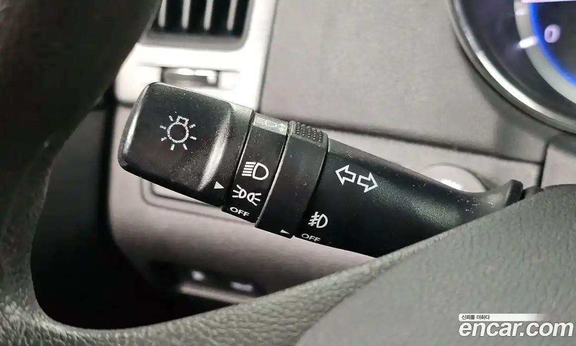 Hyundai Sonata 2013 2.0 автомат (гидро), фото 23